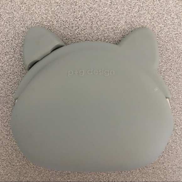 ♦️(SOLD)♦️ P+G Designs Gray Cat Coin Purse - Picture 5 of 5